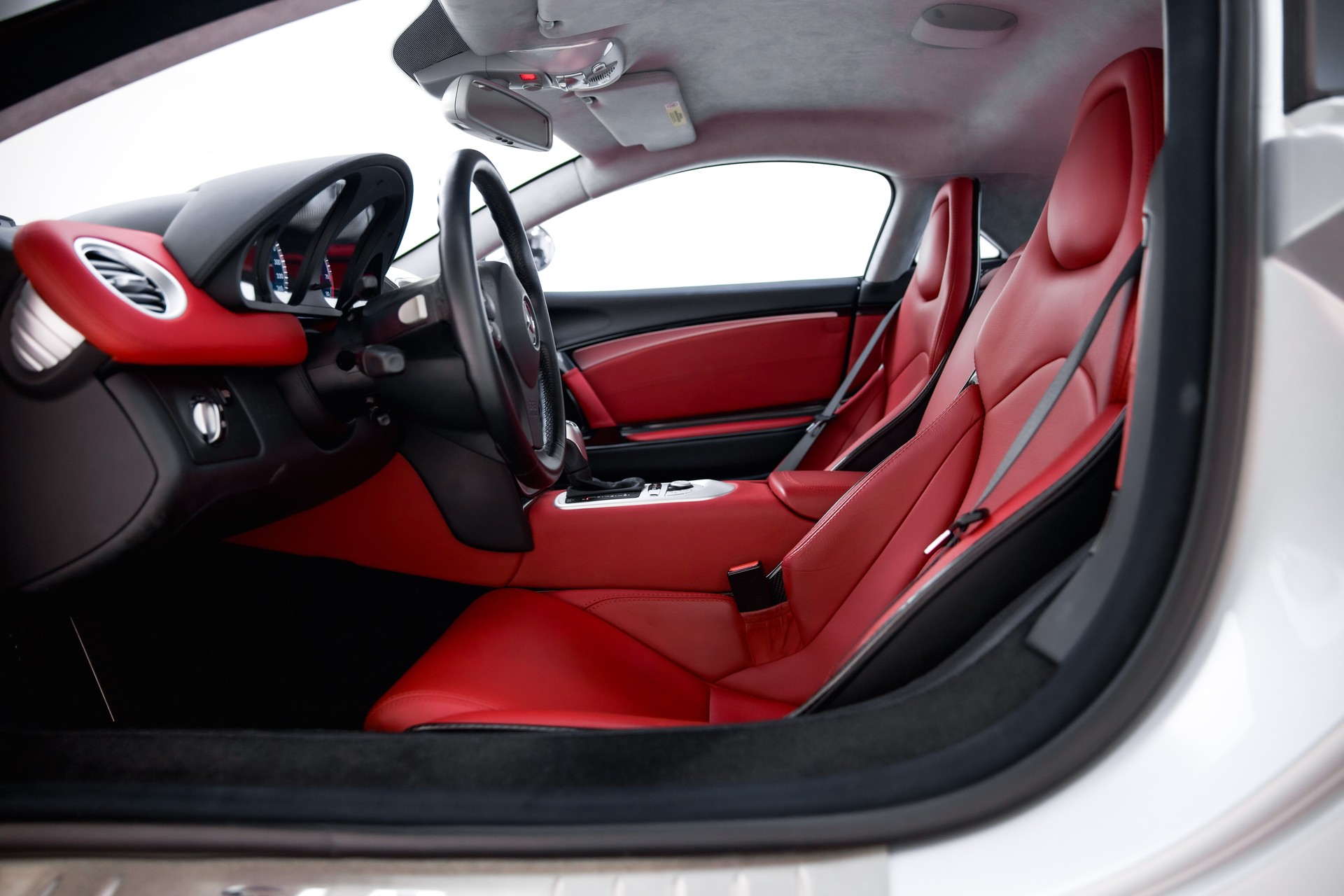 MERCEDES-BENZ SLR-image-18