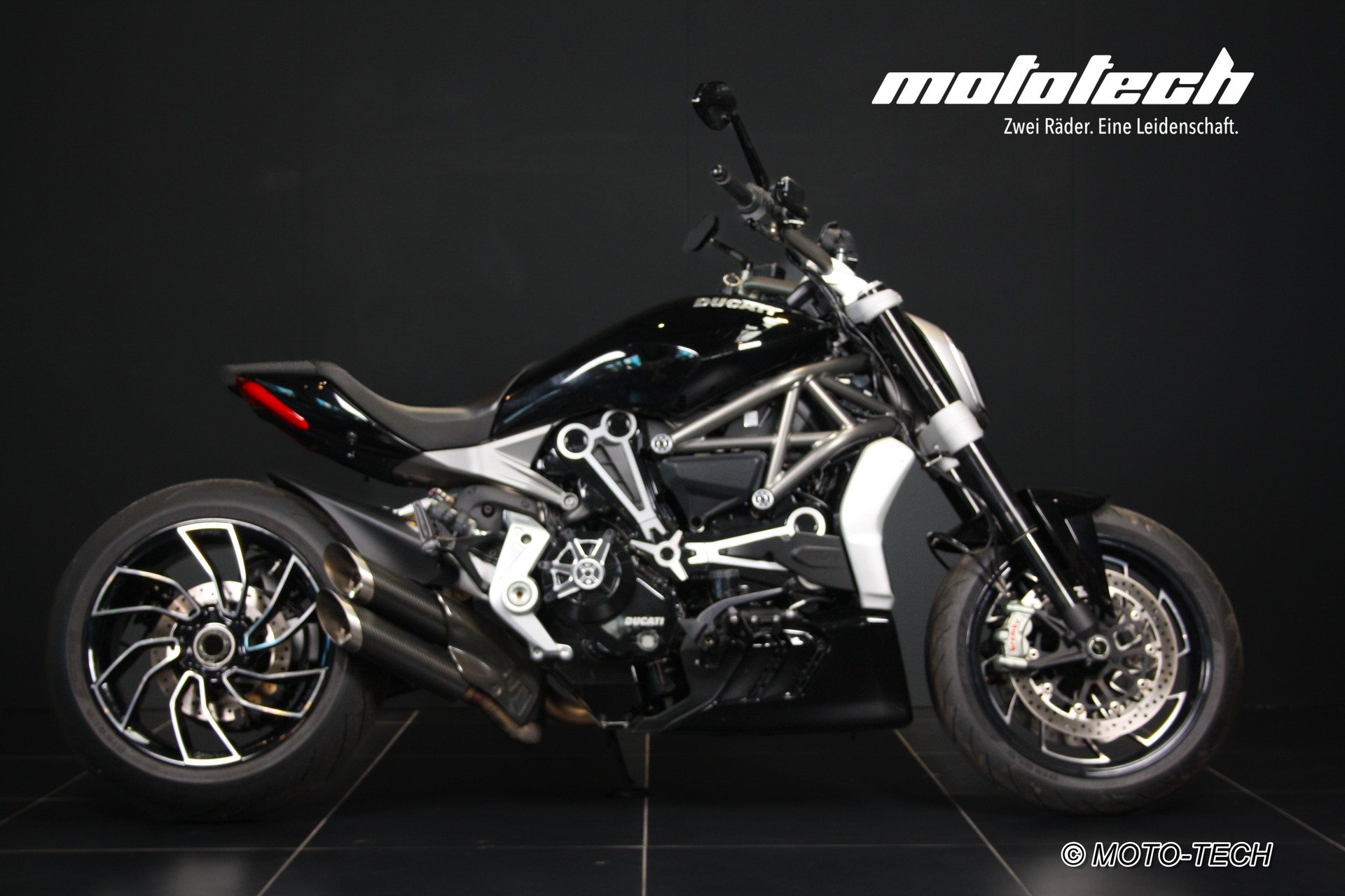DUCATI XDiavel 1260 S-image-1