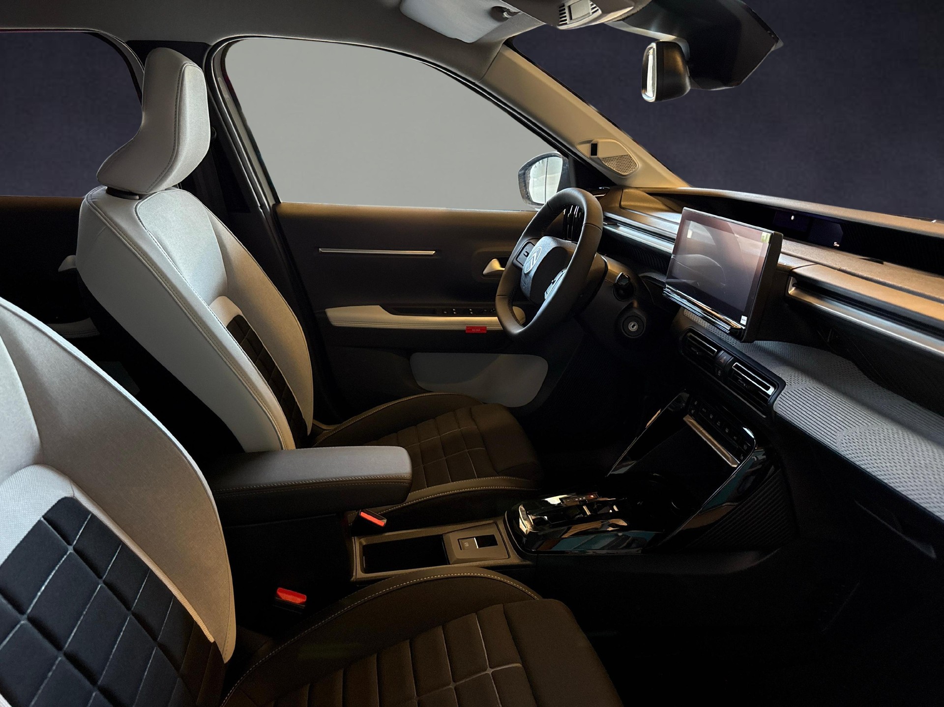 CITROEN C3 1.2 Hybrid Max-image-9