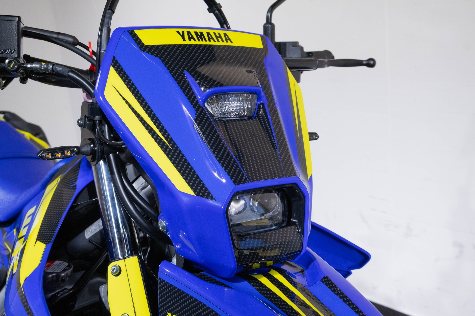 YAMAHA WR 125 Supermoto-image-10
