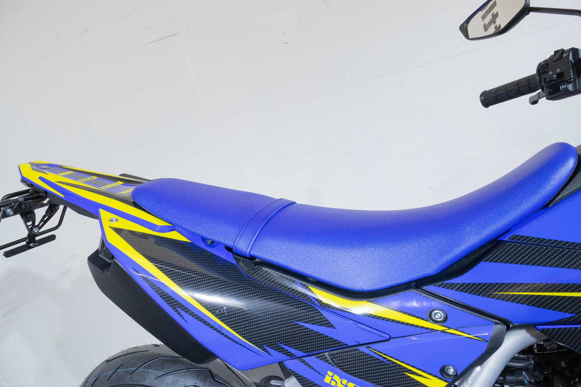 YAMAHA WR 125 Supermoto-image-11