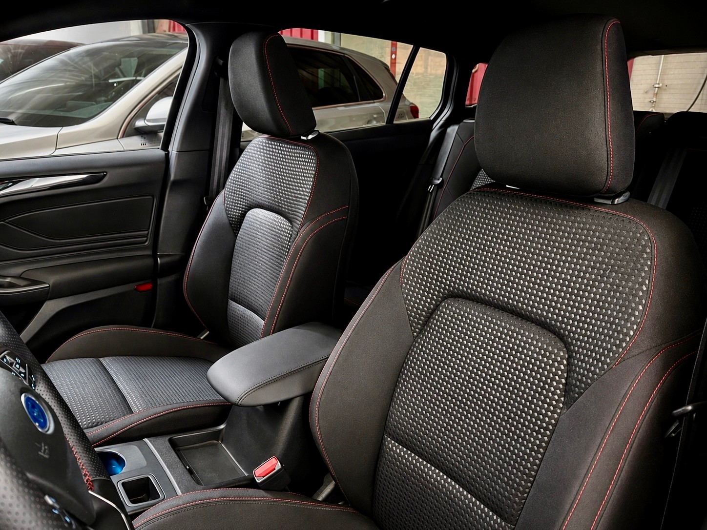 FORD Focus 1.5 TDCi EcoBlue ST-Line X Automatic-image-8