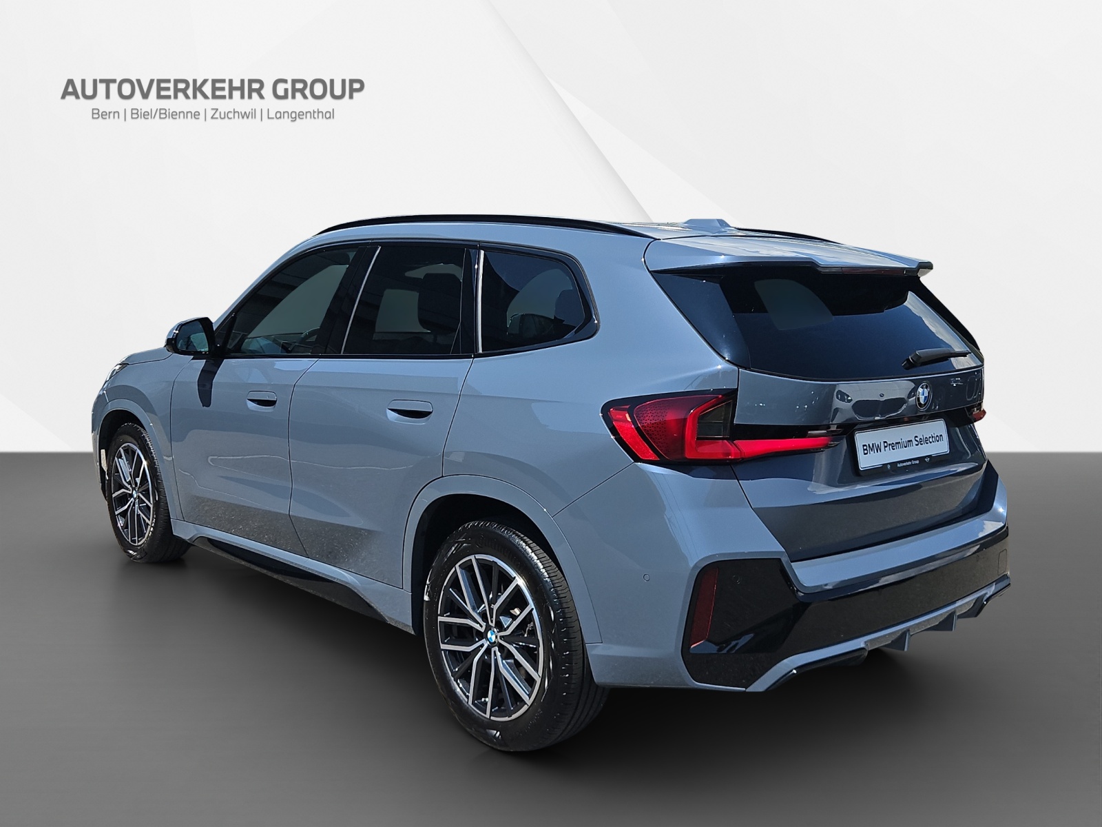 BMW X1 xDrive 23d M Sport 48V-showroom-element-3