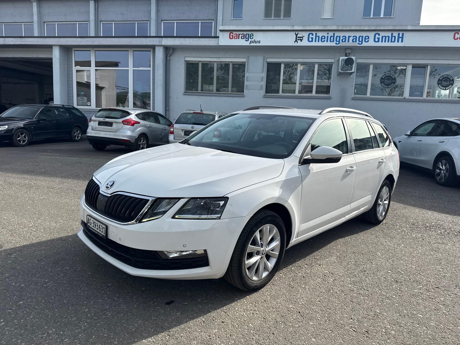 SKODA Octavia Combi 2.0 TDI Ambition 4x4-showroom-element-1