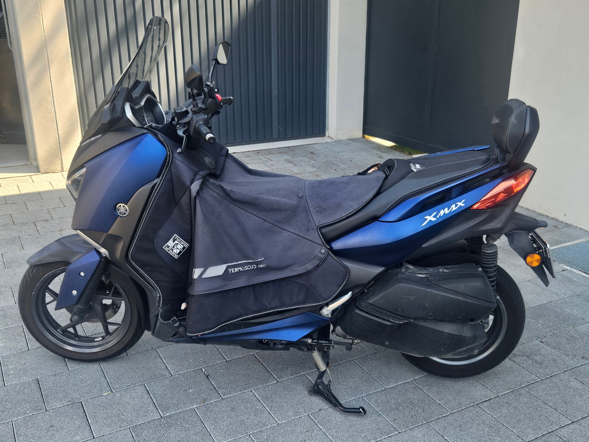 YAMAHA X-Max CZD 300 ABS-image-0