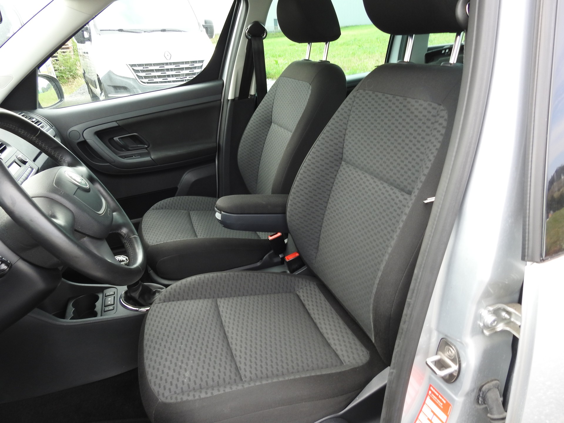 SKODA Roomster 1.2 TSI Ambition-image-12