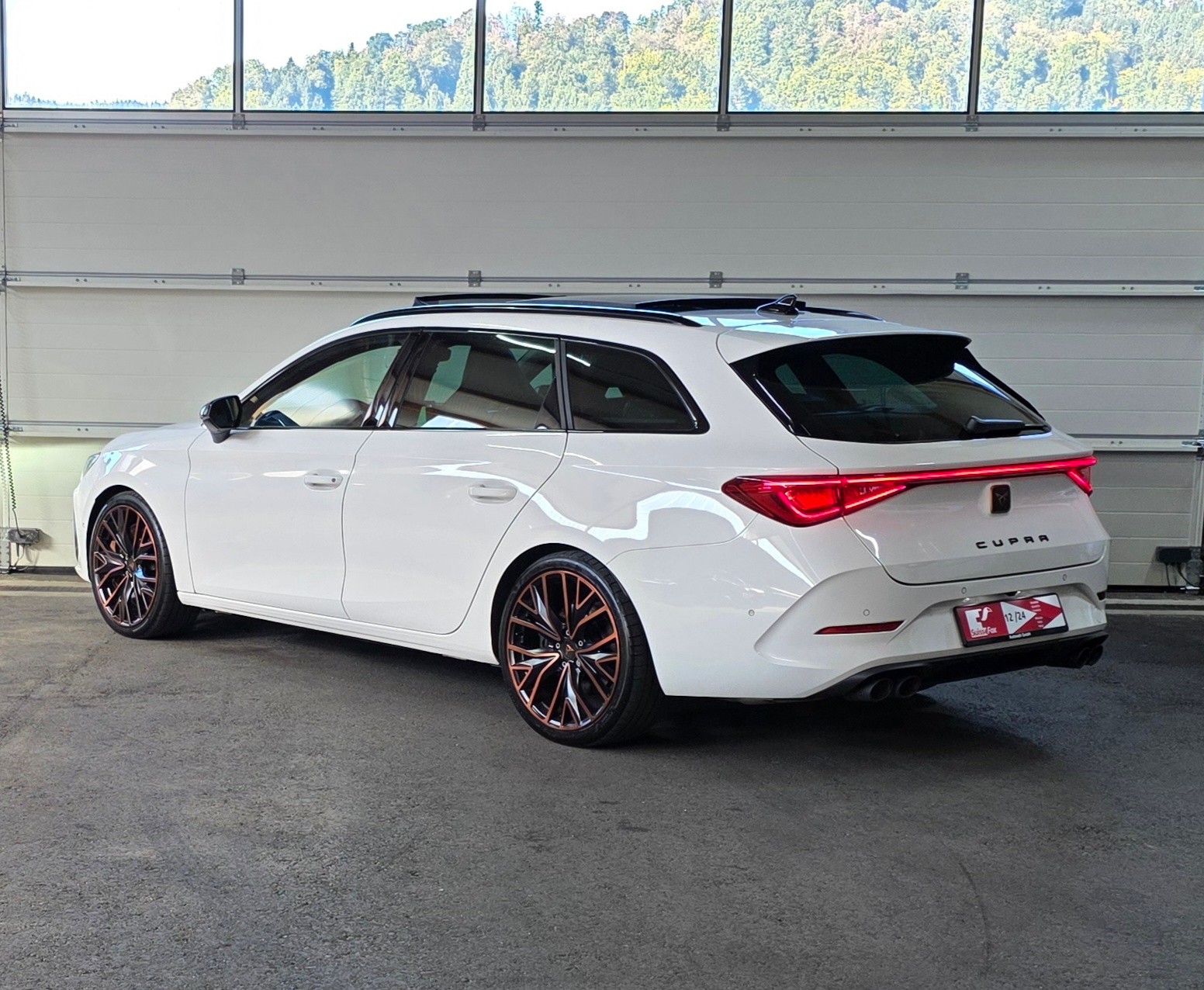 CUPRA LEON ST 2.0 TSI VZ DSG 4Drive *Abstandsregler*Suorhalteassistent*Rückfahrkamera*Parkassistent*Panoramadach*-showroom-element-2