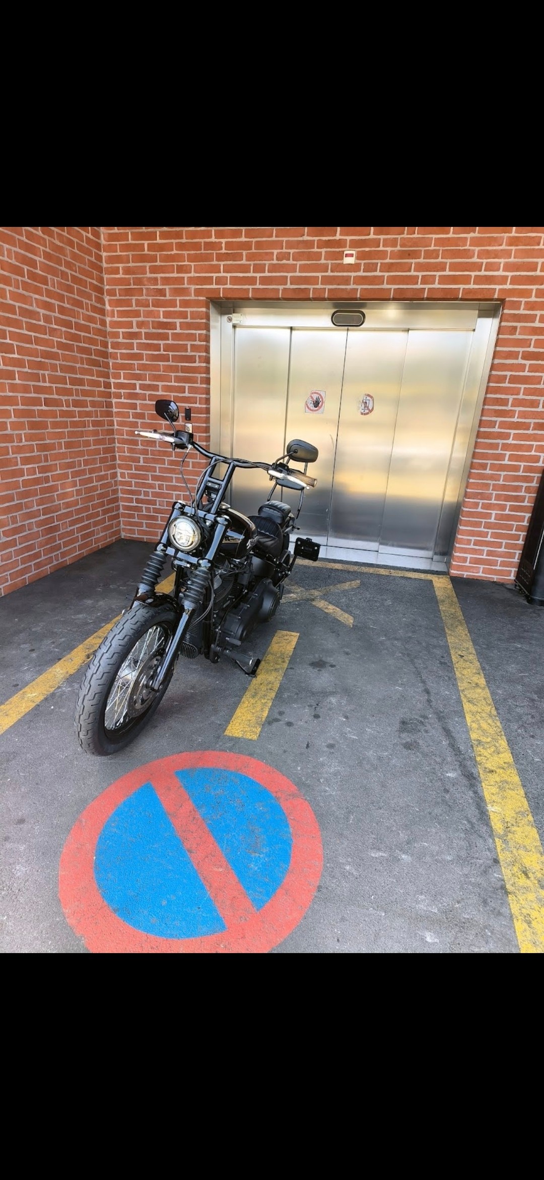 HARLEY-DAVIDSON FXBB Street Bob 107 ABS-image-3