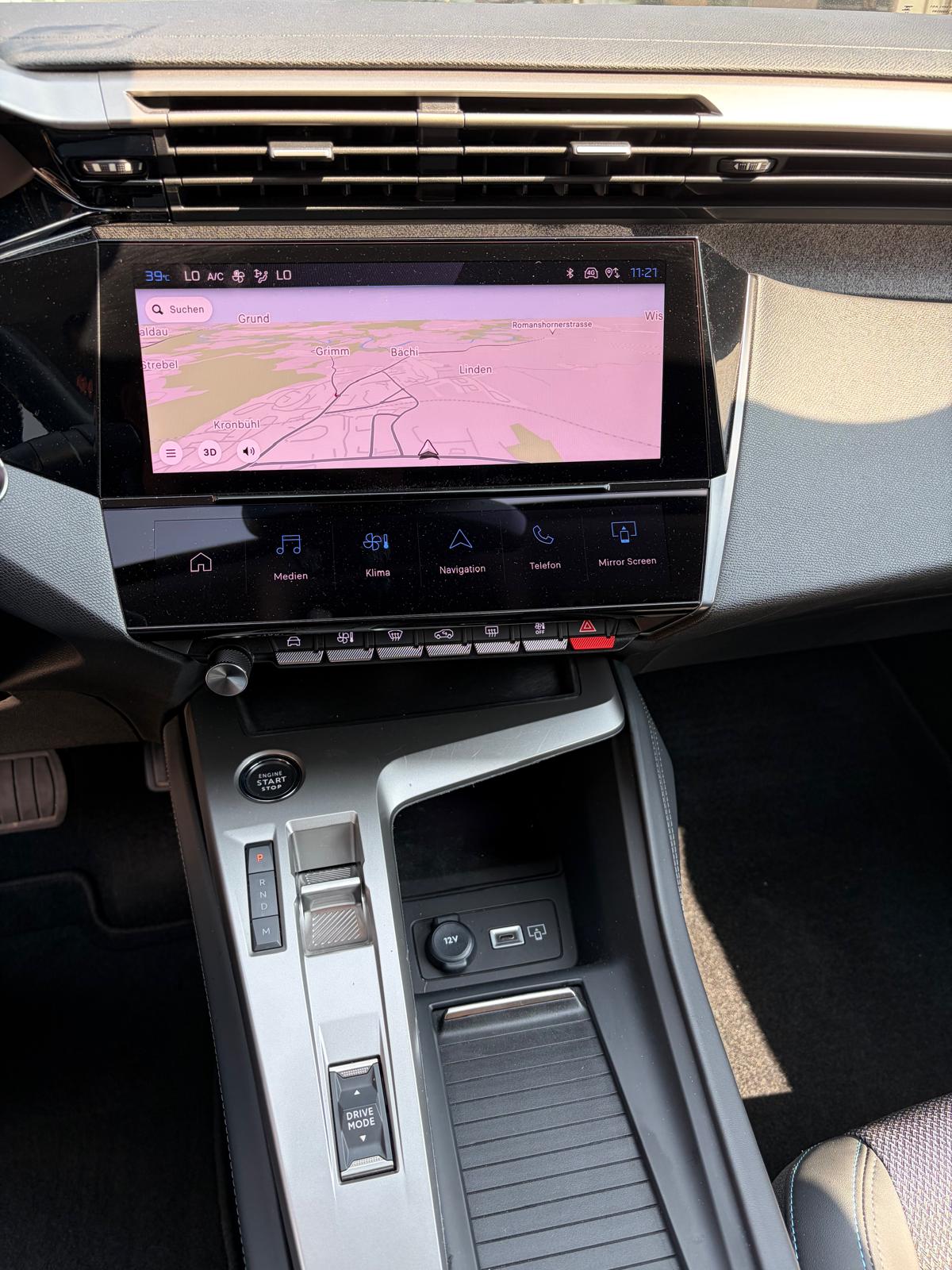 PEUGEOT 308 SW 1.5 BlueHDi Allure Pack-image-14