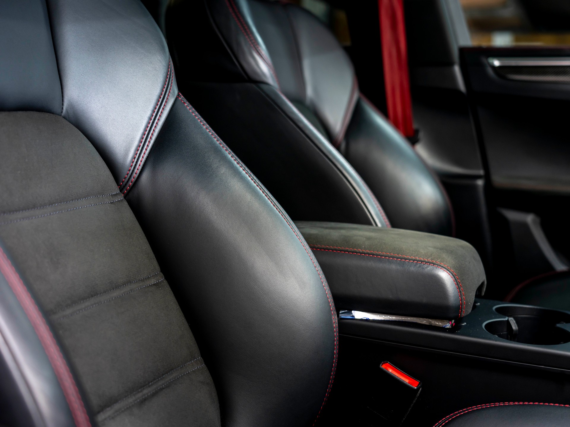 PORSCHE Macan GTS PDK-image-27