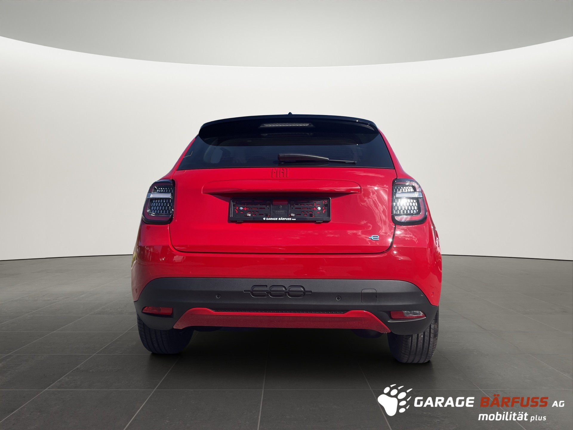 FIAT 600 Red-showroom-element-3