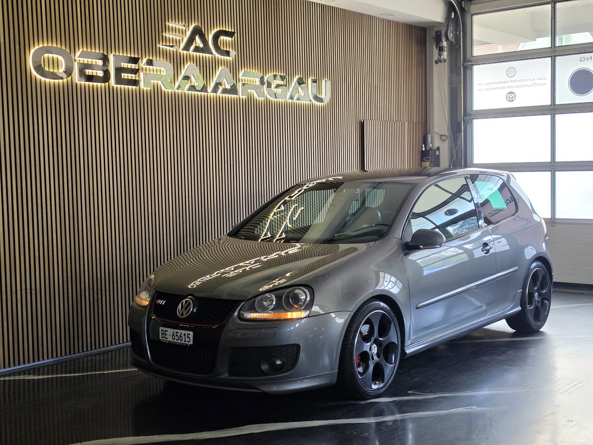 VW Golf 2.0 TFSI GTI Edition 30