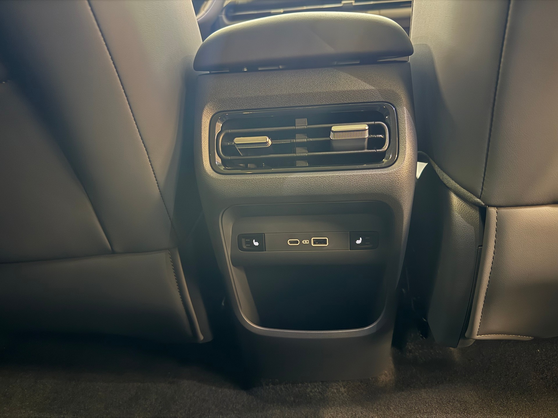 GEELY Starray EM-i MAX + PHEV-image-16