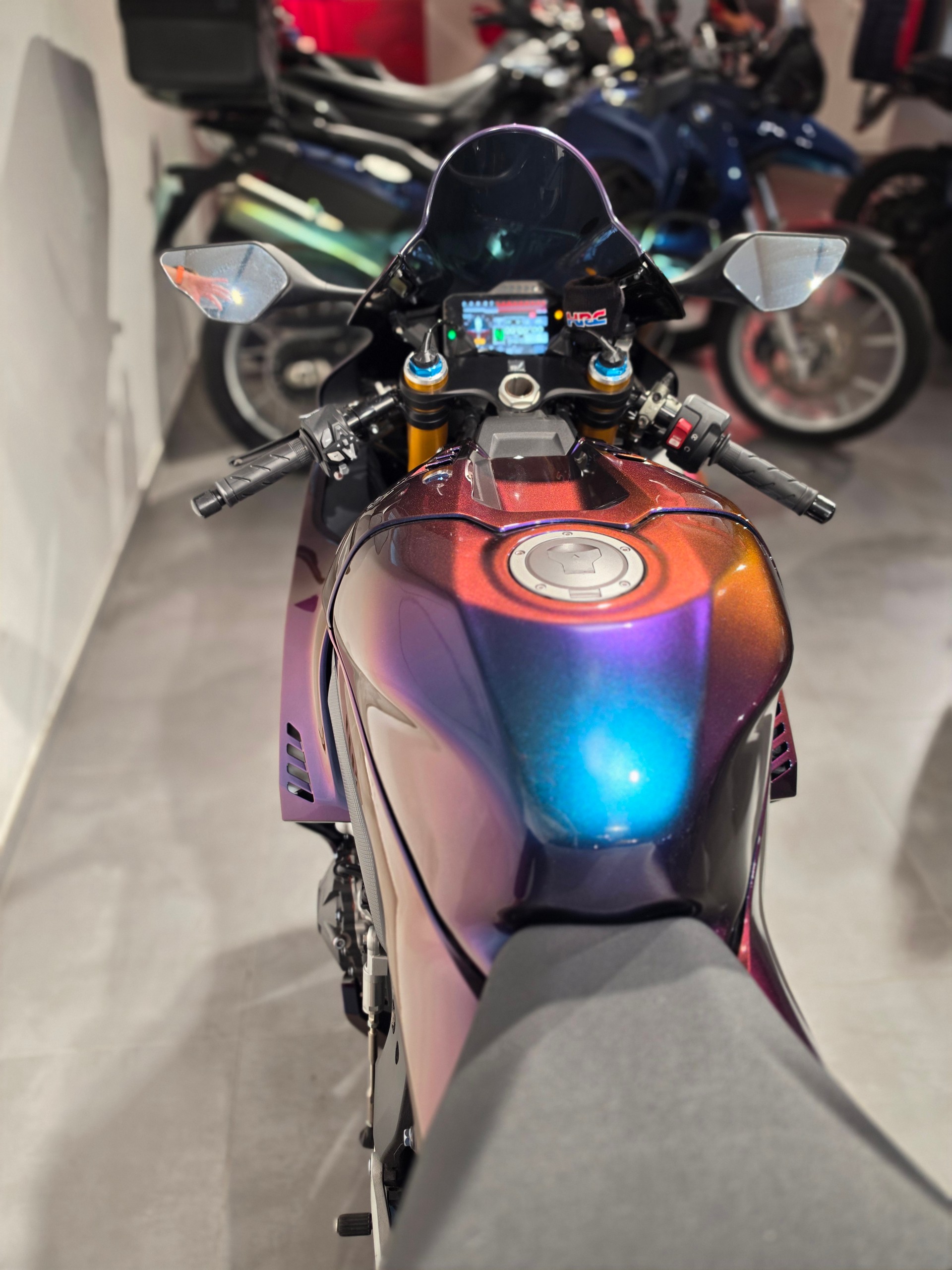 HONDA CBR 1000 RR-R Fireblade SP-image-12
