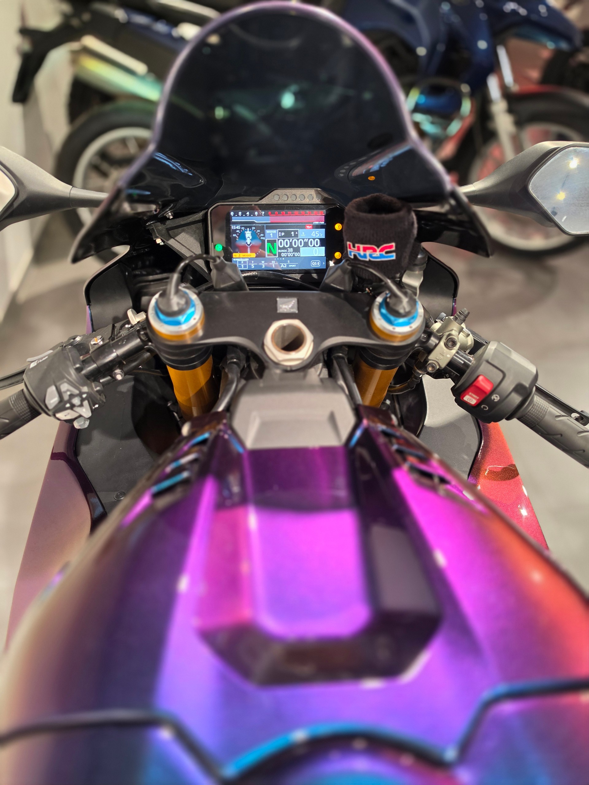 HONDA CBR 1000 RR-R Fireblade SP-image-11