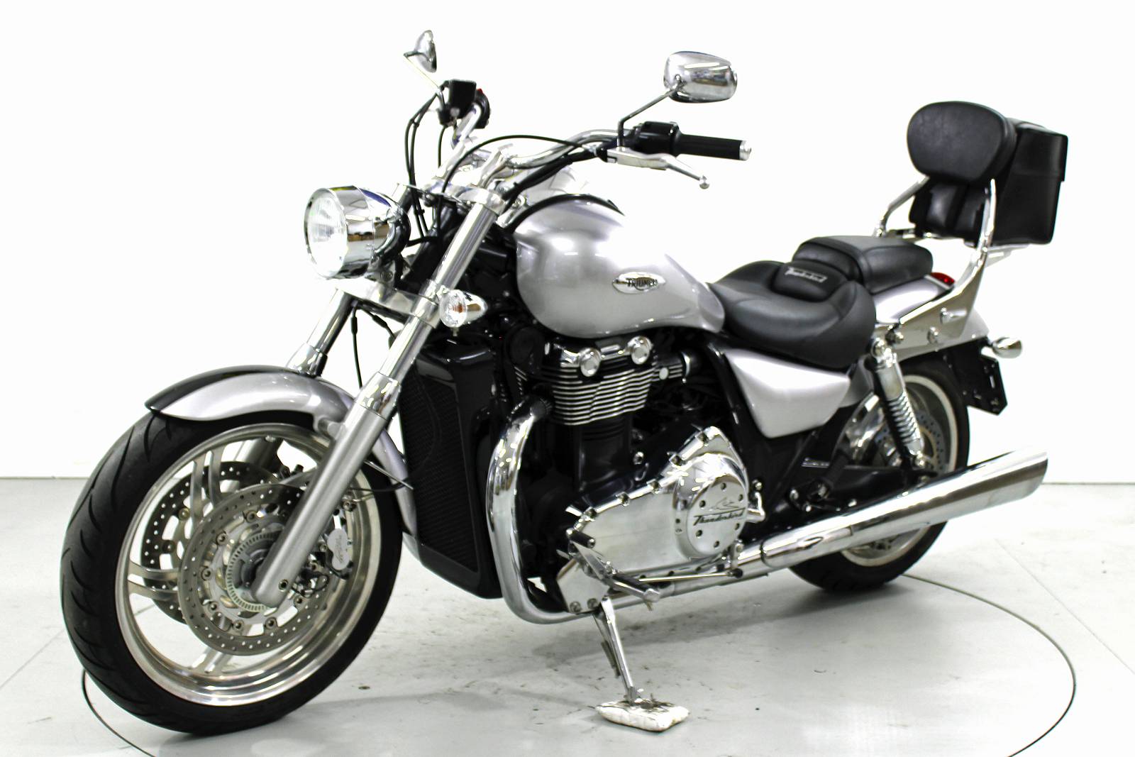 TRIUMPH Thunderbird 1600 ABS-image-2