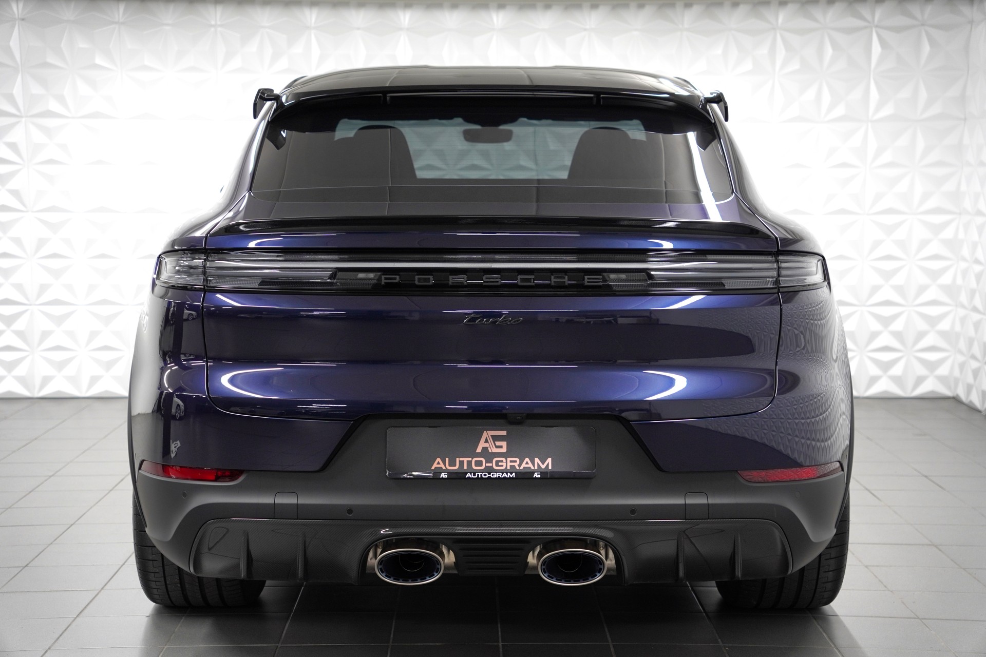 PORSCHE Cayenne Coupé Turbo E-Hybrid GT Tiptronic-showroom-element-3
