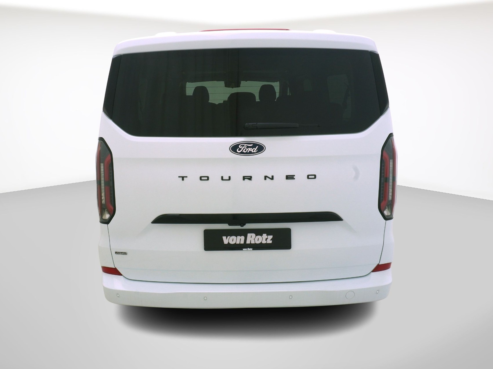 FORD Tourneo Custom L2 2.5 Plug-in-Hybrid Titanium X-showroom-element-2