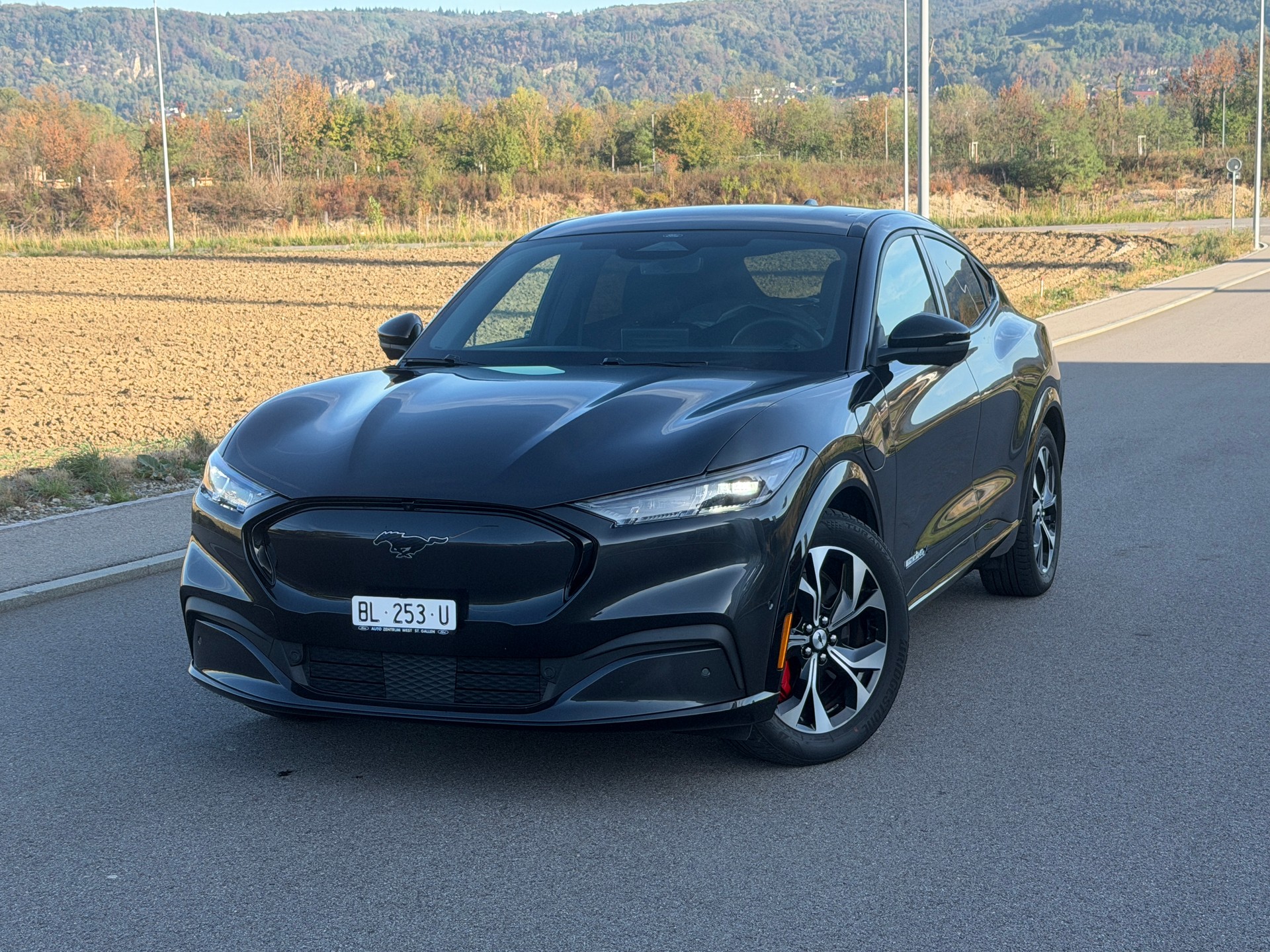 FORD Mustang MACH-E AWD 91 kWh