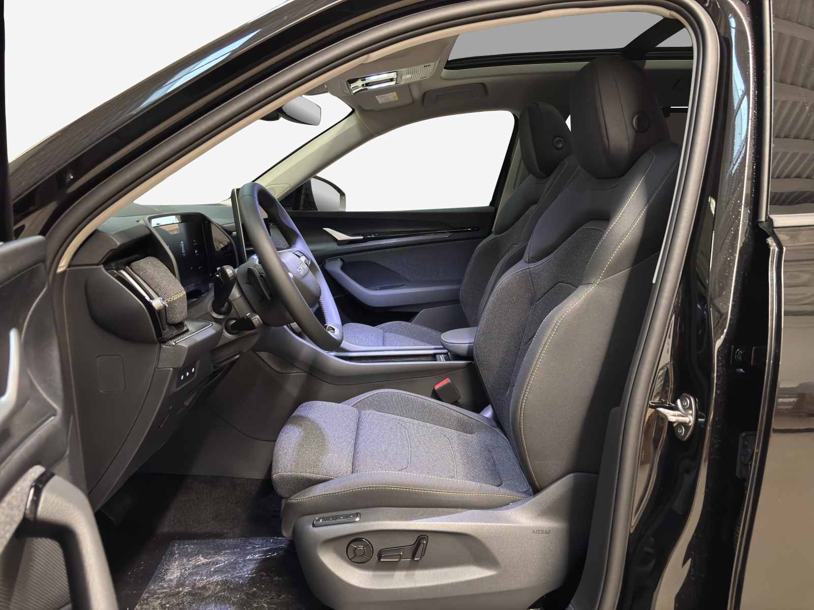 SKODA Kodiaq Dynamic 2.0TSI 204PS 7DSG 4x4-image-7