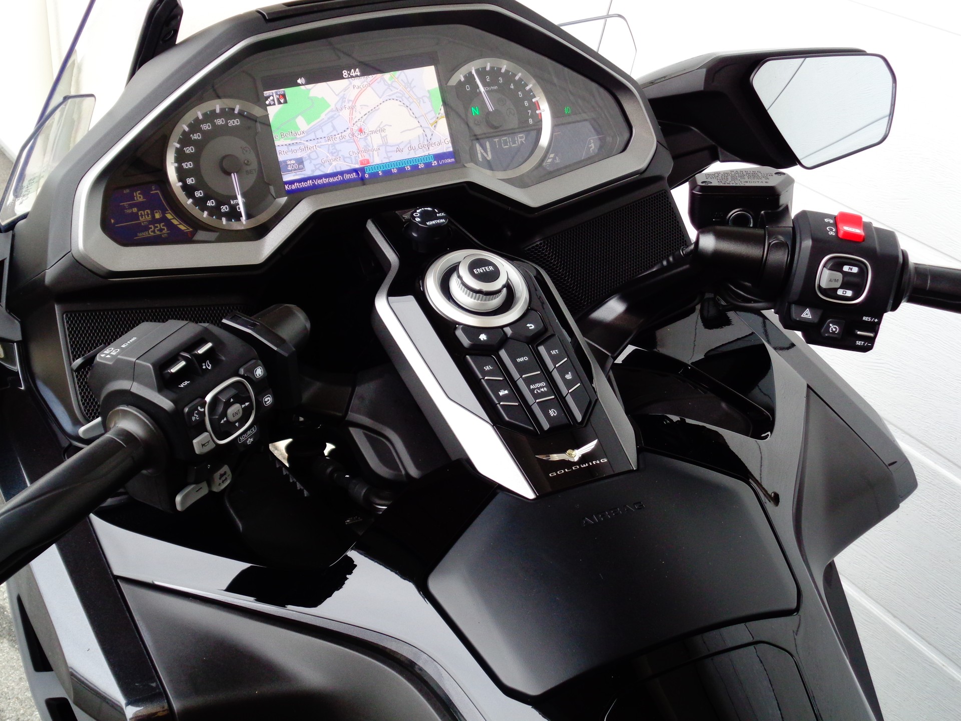 HONDA GL 1800 DA DCT Goldwing Tour Airbag 21-27-image-9