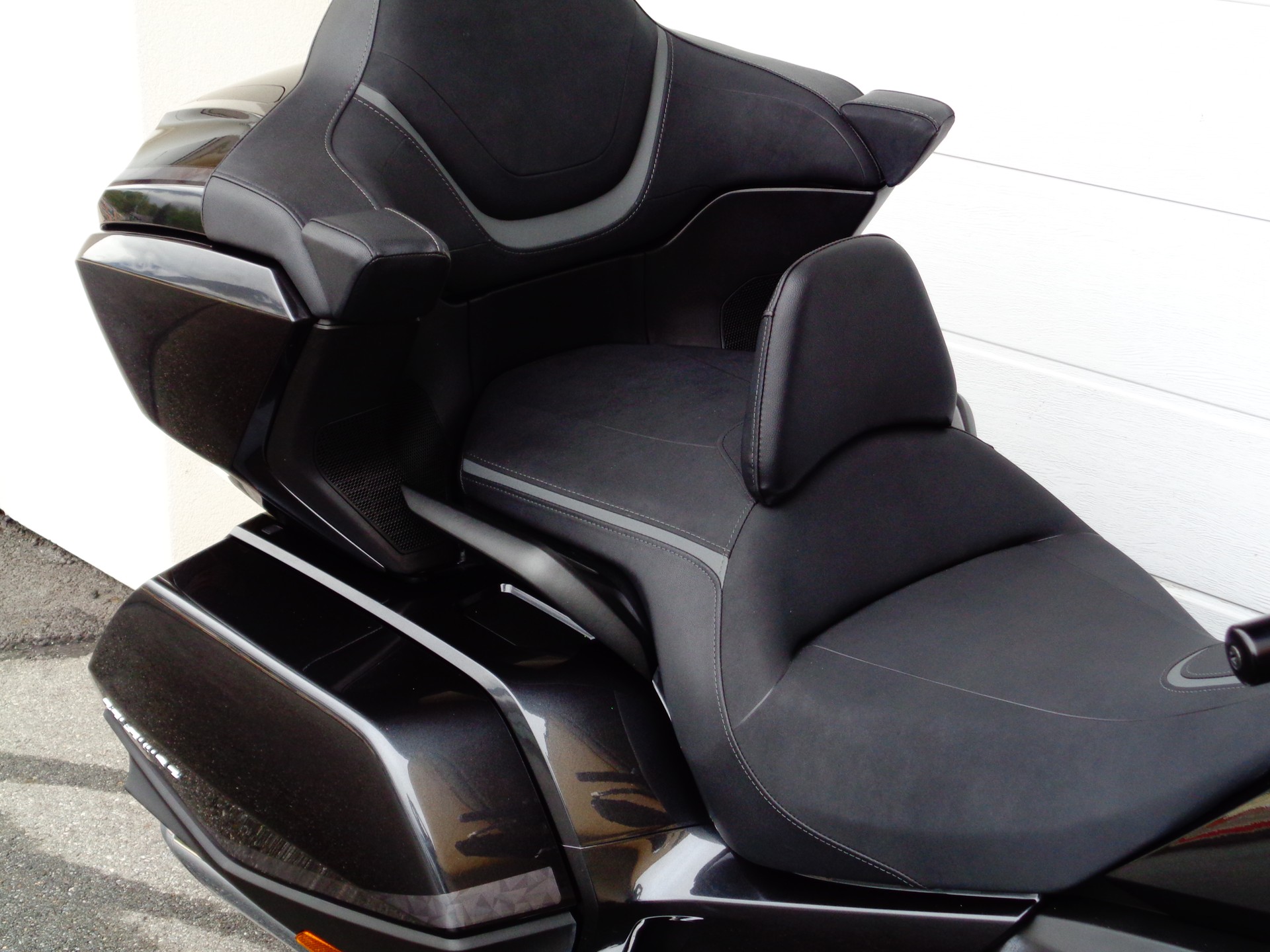 HONDA GL 1800 DA DCT Goldwing Tour Airbag 21-27-image-7