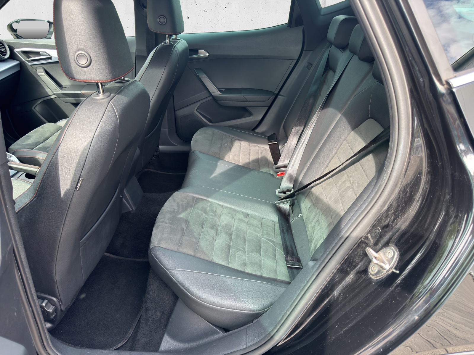 SEAT Arona 1.0 TSI Eco Hola FR DSG-image-10