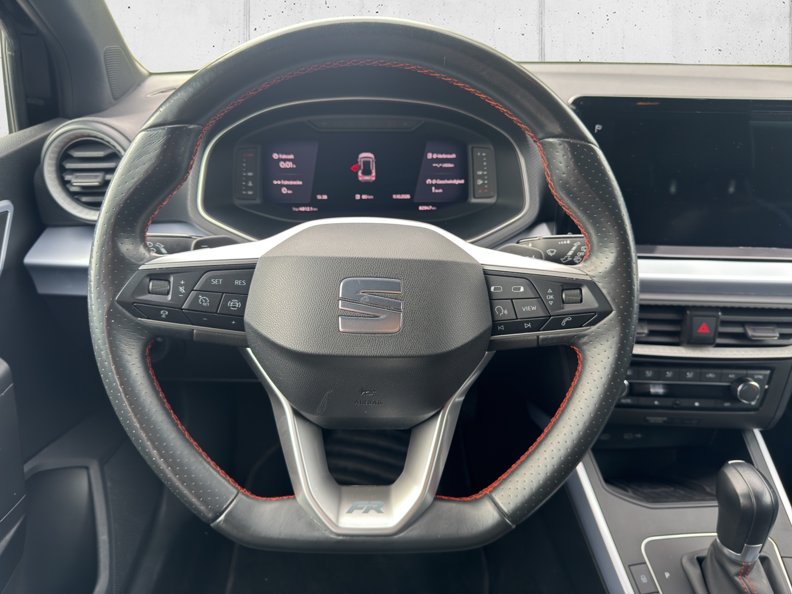 SEAT Arona 1.0 TSI Eco Hola FR DSG-image-15