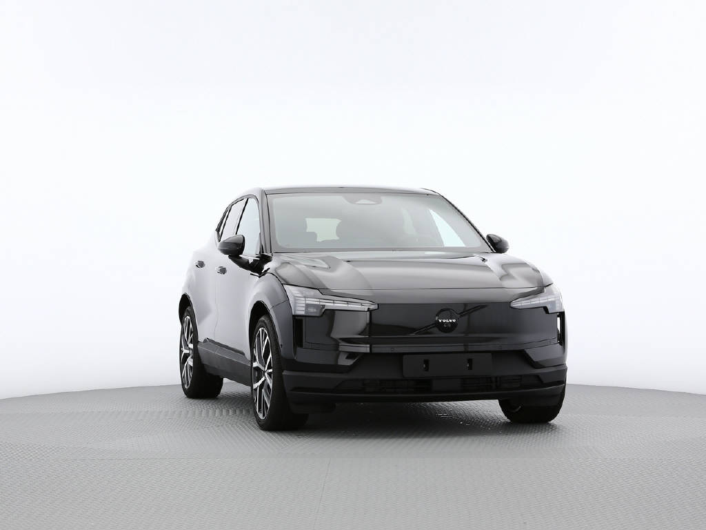 VOLVO EX 30 P8 Ultra Black Edition AWD-image-20