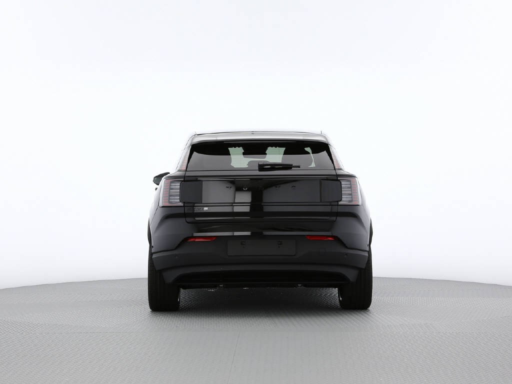 VOLVO EX 30 P8 Ultra Black Edition AWD-image-29