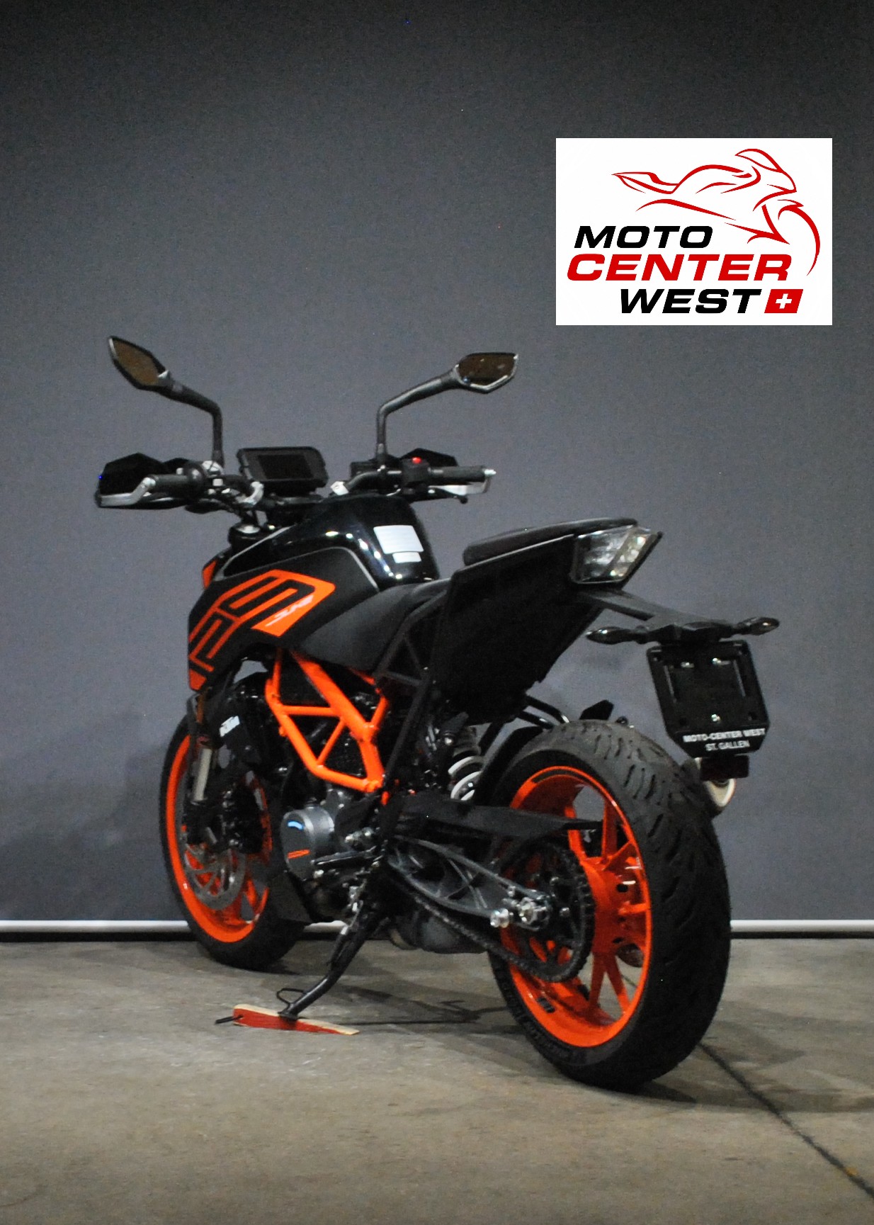 KTM 125 Duke-image-3