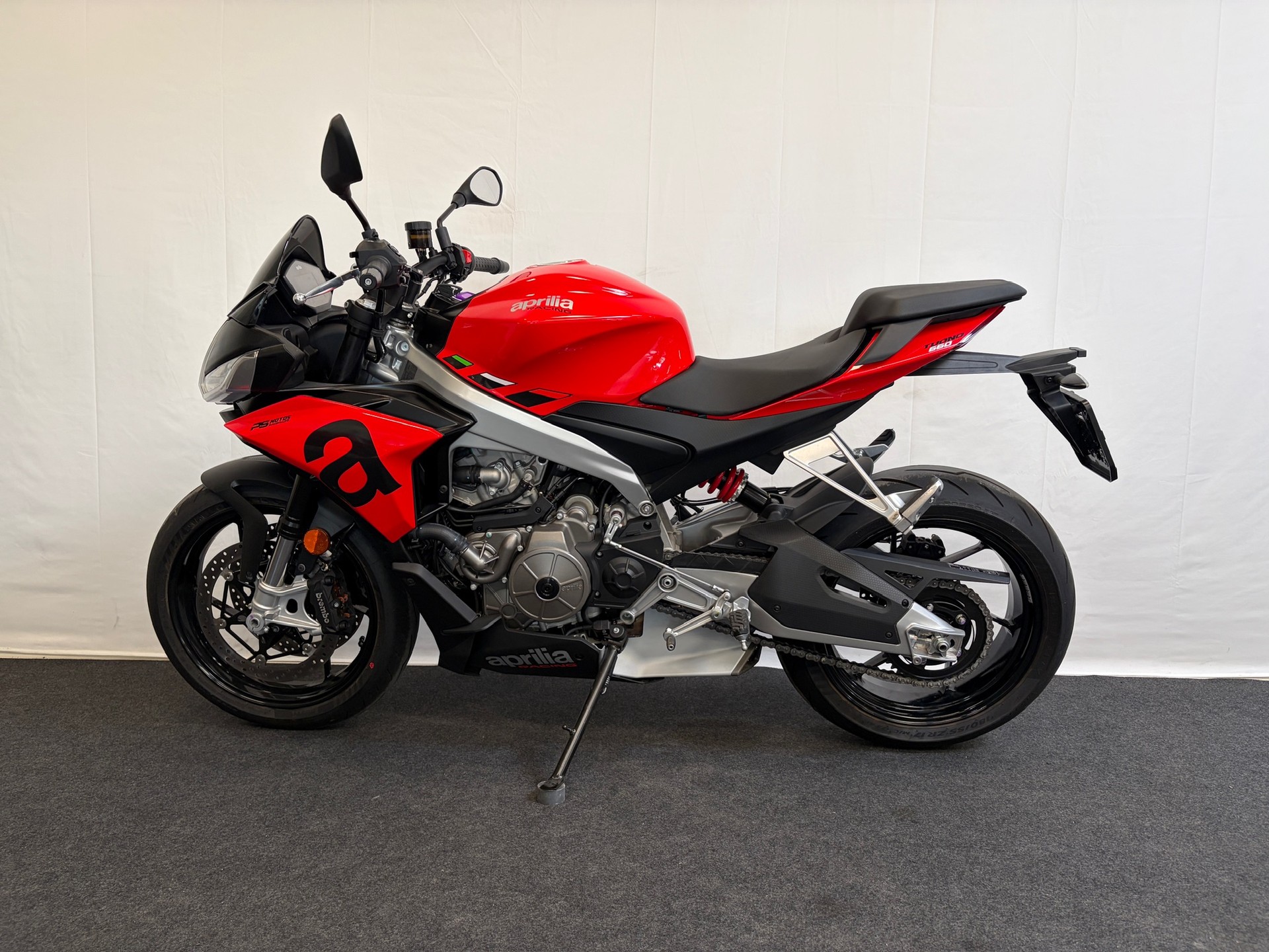 APRILIA Tuono 660 E5-image-4