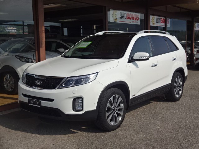 KIA Sorento 2.2 CRDI Style Automatic-image-2