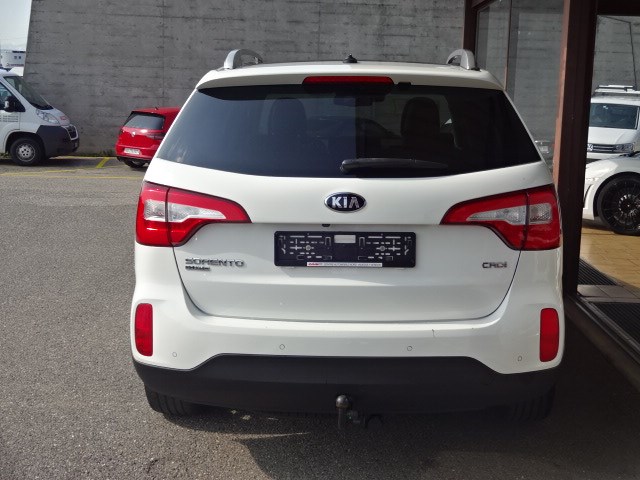 KIA Sorento 2.2 CRDI Style Automatic-image-3