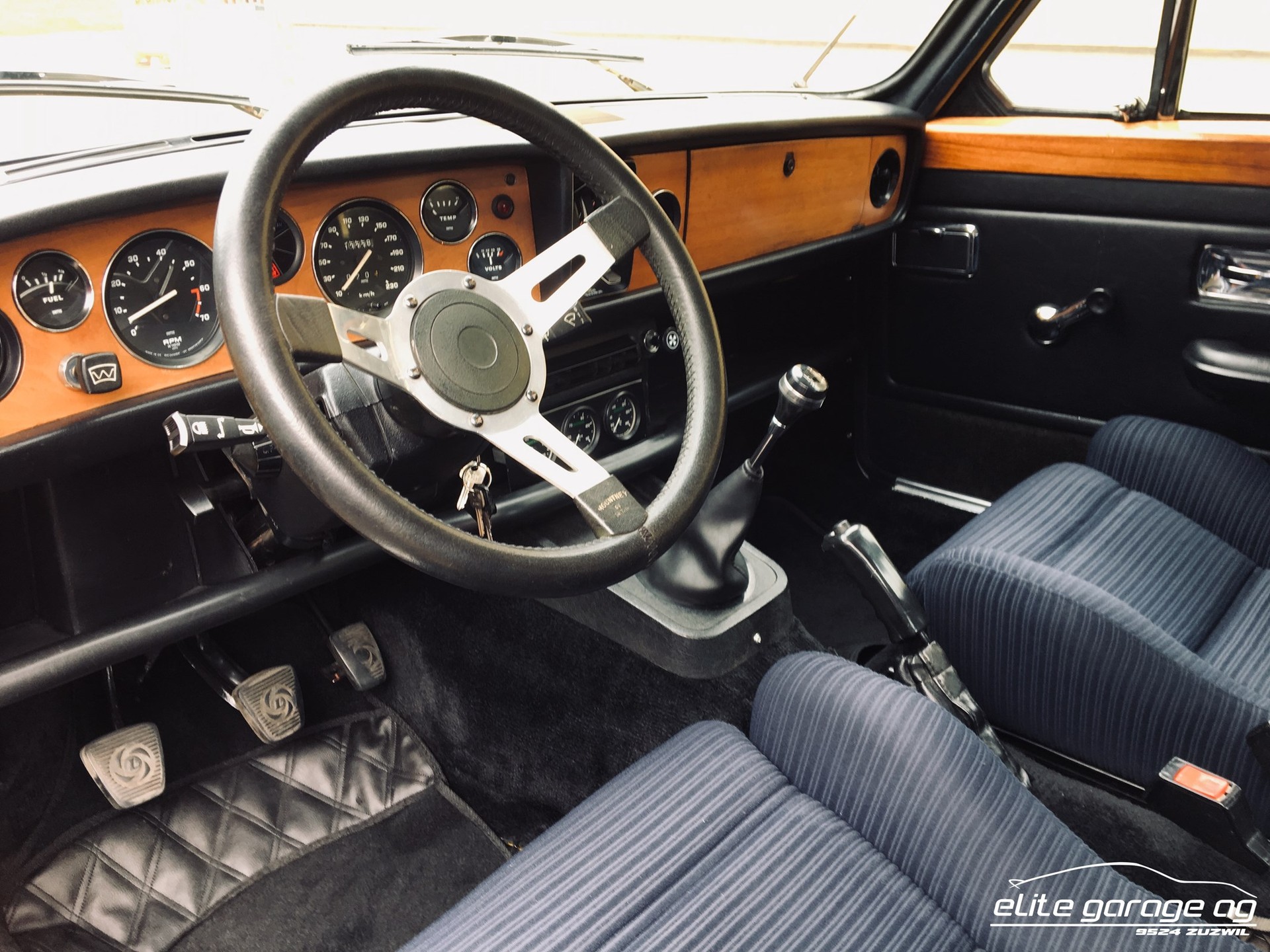 TRIUMPH Dolomite Sprint-image-11