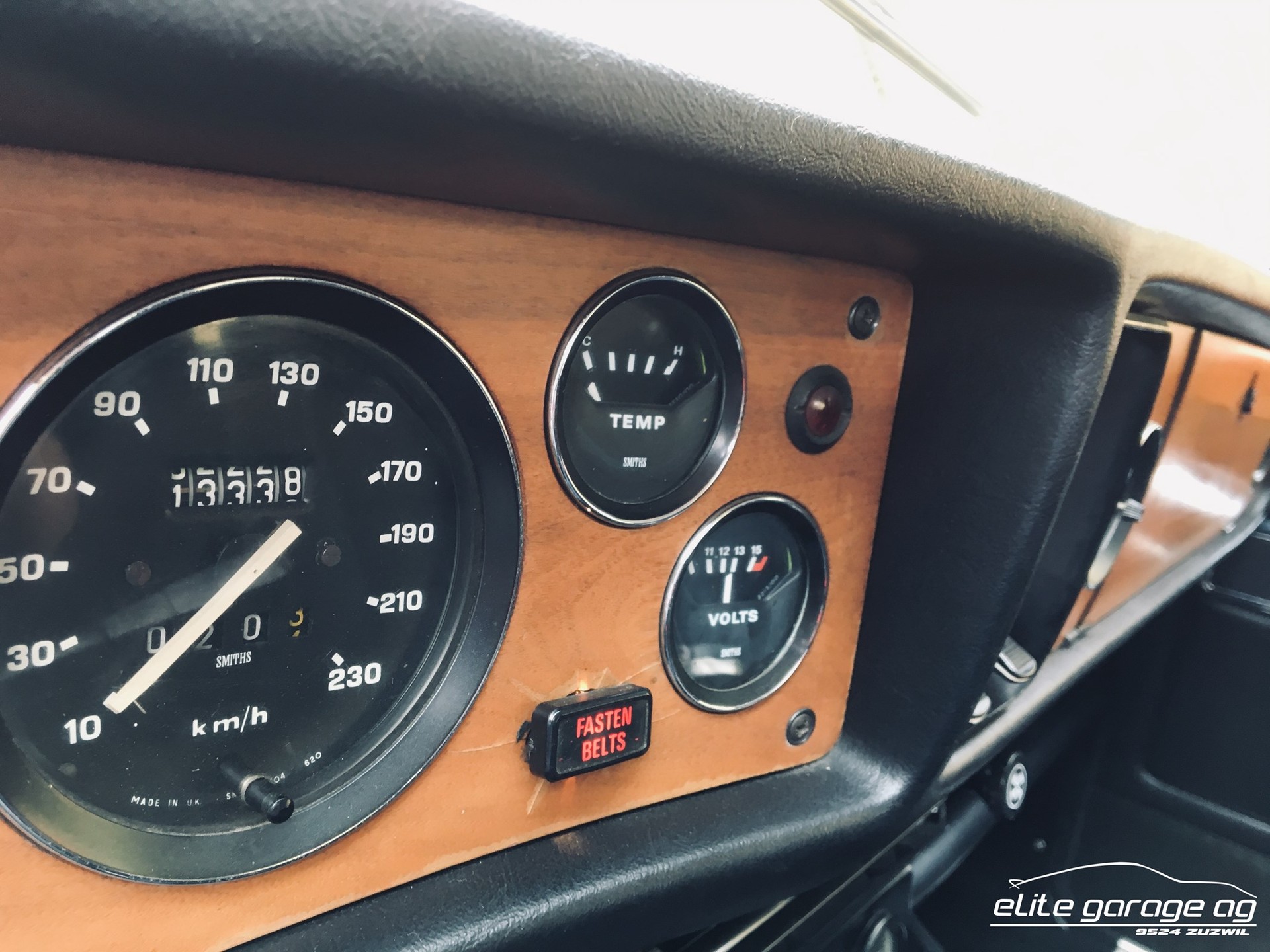 TRIUMPH Dolomite Sprint-image-15