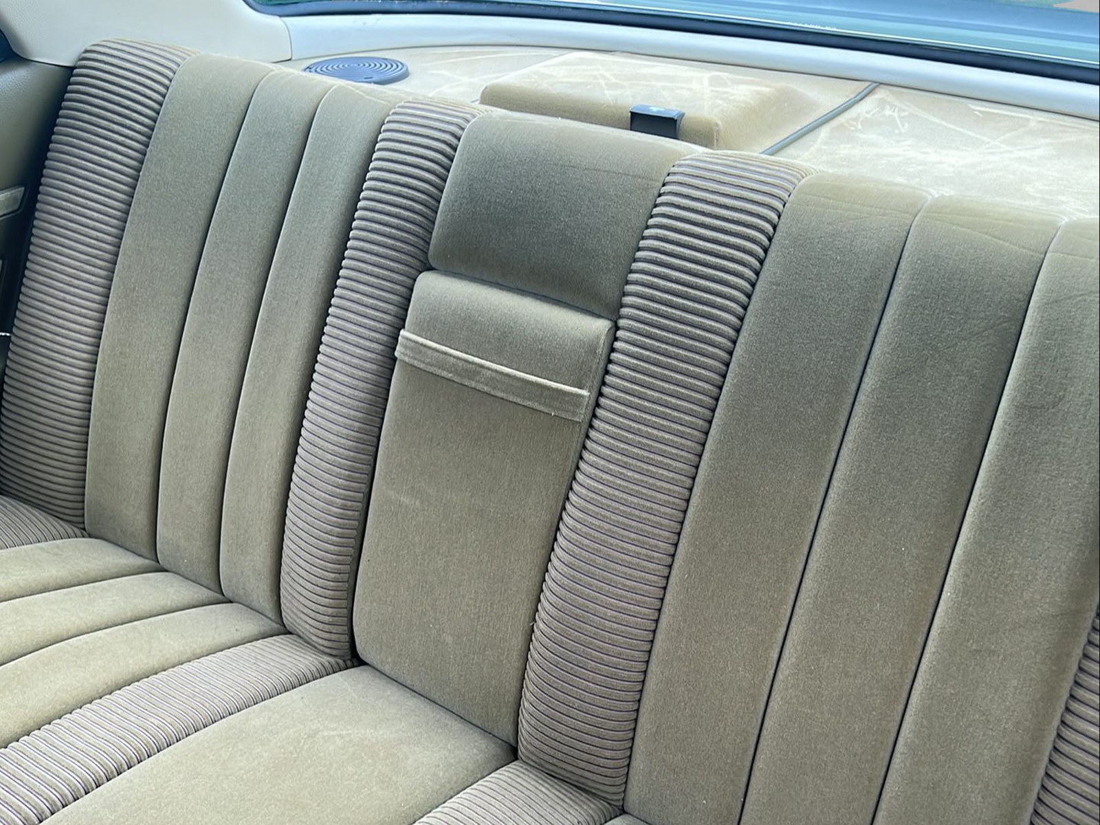 MERCEDES-BENZ SLC 350 coupé-image-13