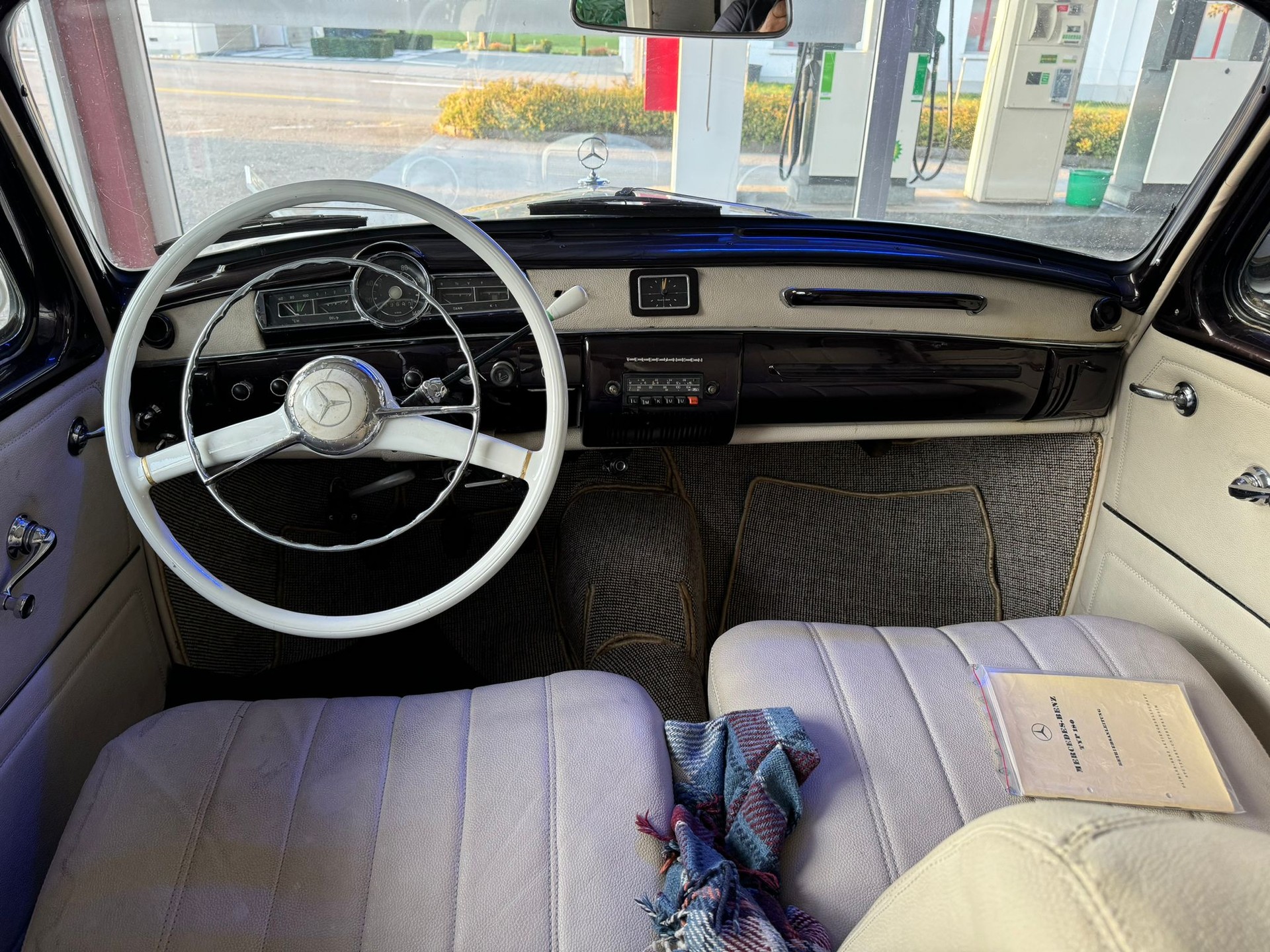 MERCEDES-BENZ 180 D ***13.20 vorhanden***-image-11