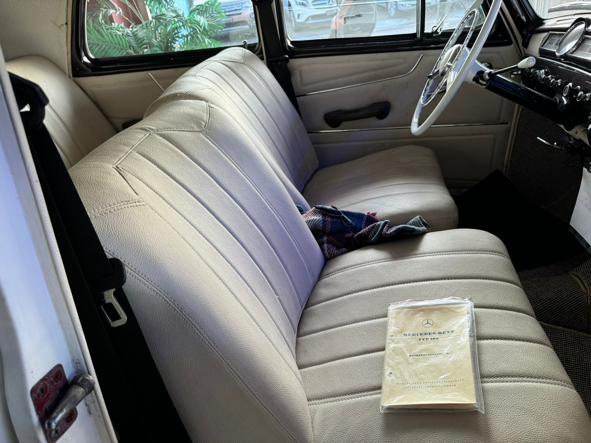 MERCEDES-BENZ 180 D ***13.20 vorhanden***-image-9