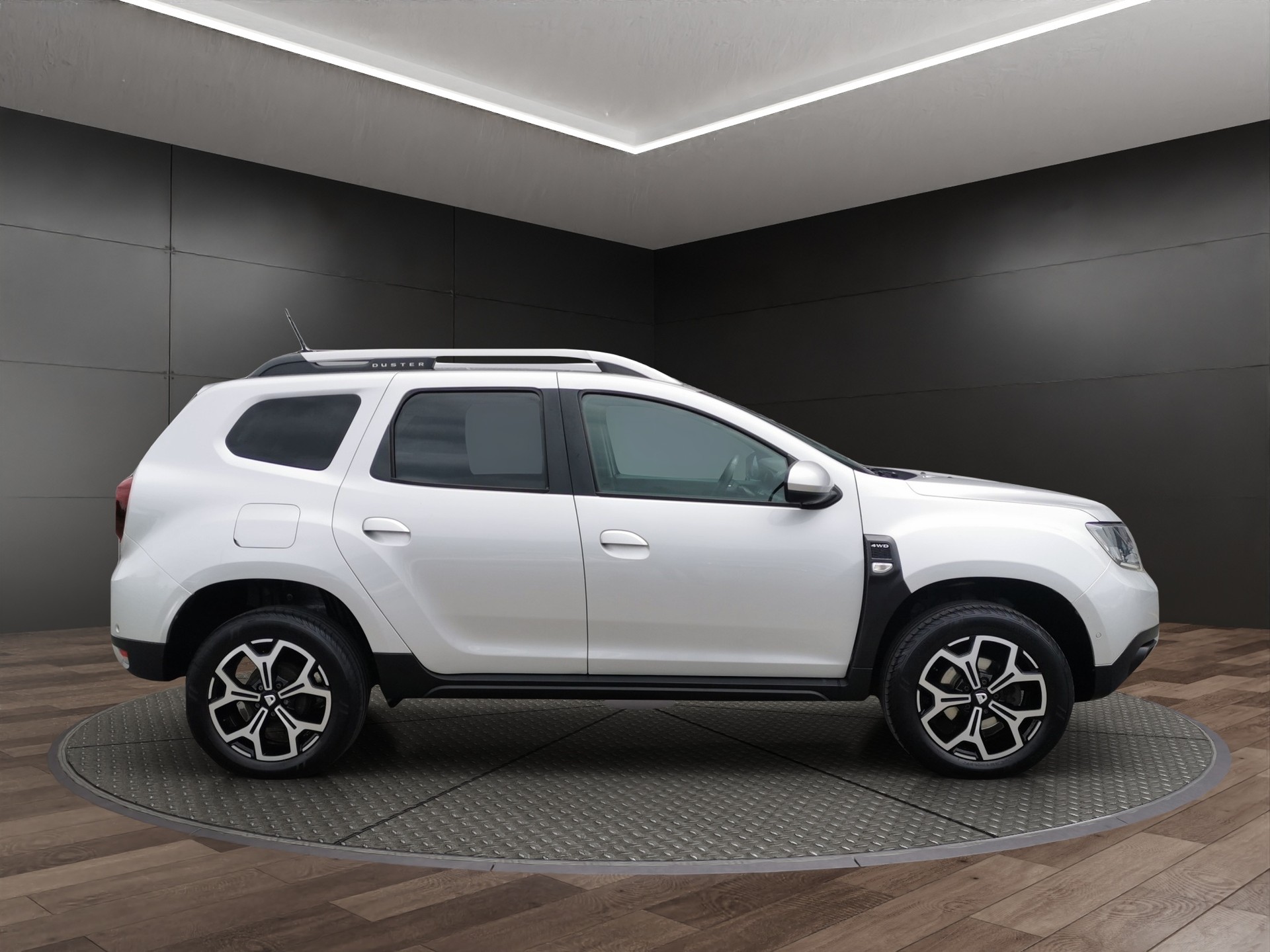 DACIA Duster 1.2 T Prestige 4x4-image-1