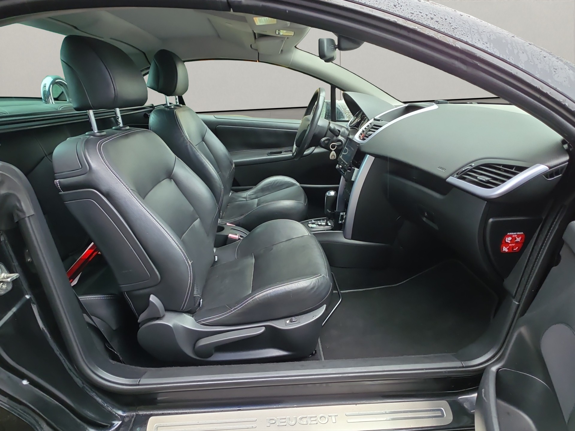 PEUGEOT 207 CC 1.6 16V Sport Automatic-image-5