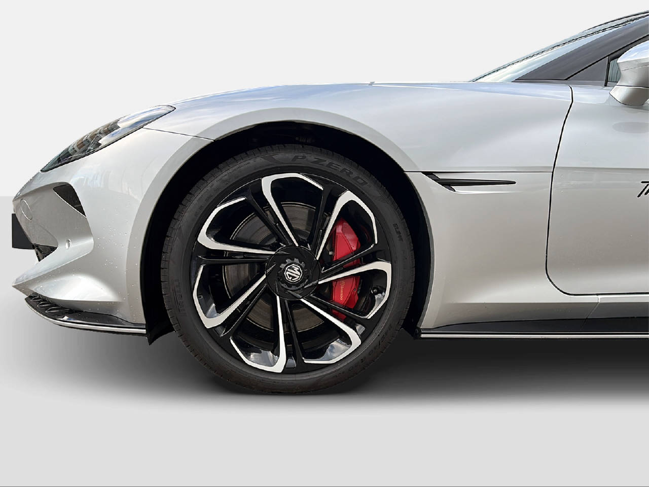 MG Cyberster 77kWh-image-12