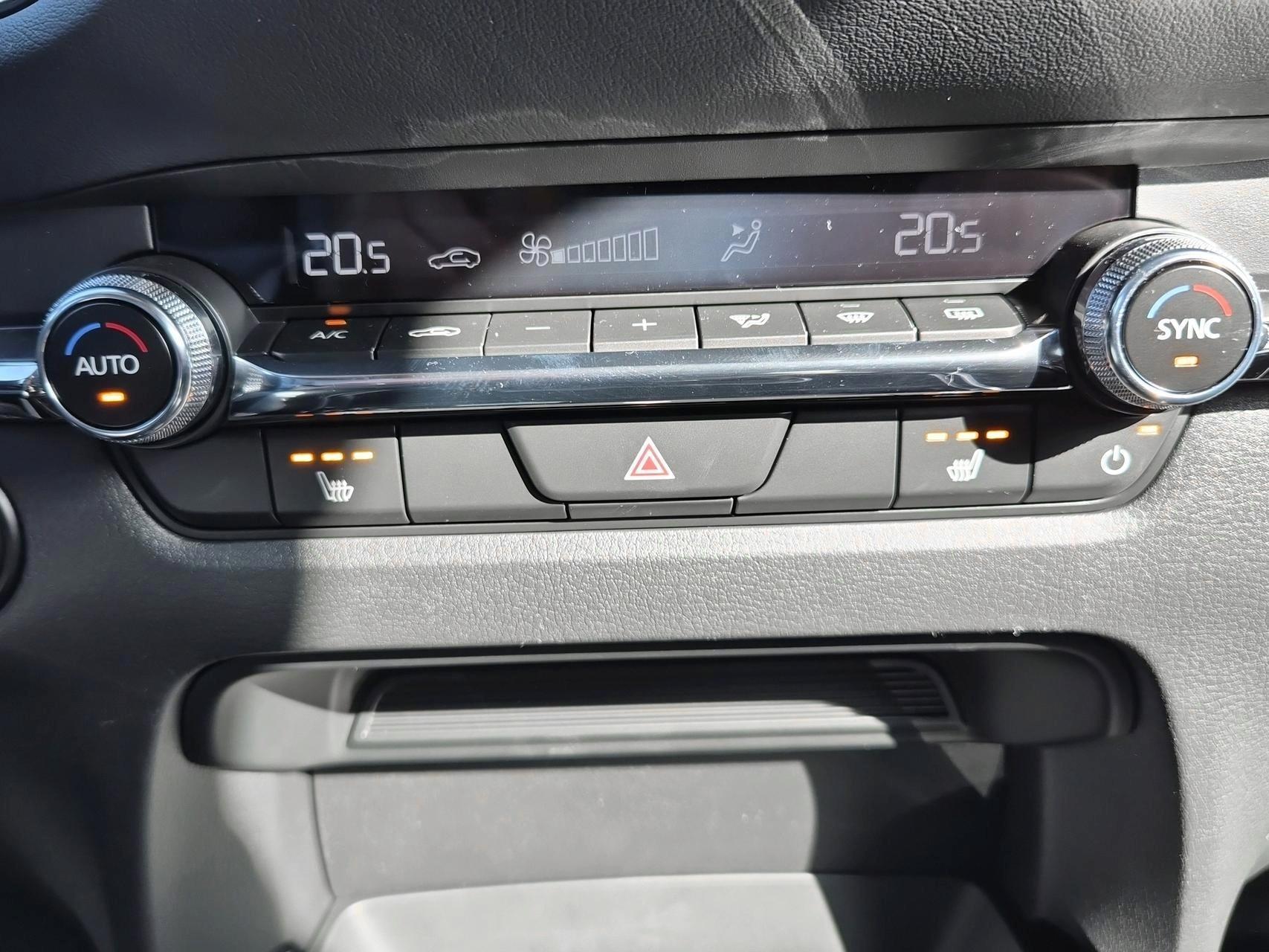 MAZDA CX-30 SKYACTIV-X 186 M Hybrid Homura FWD AT-image-17