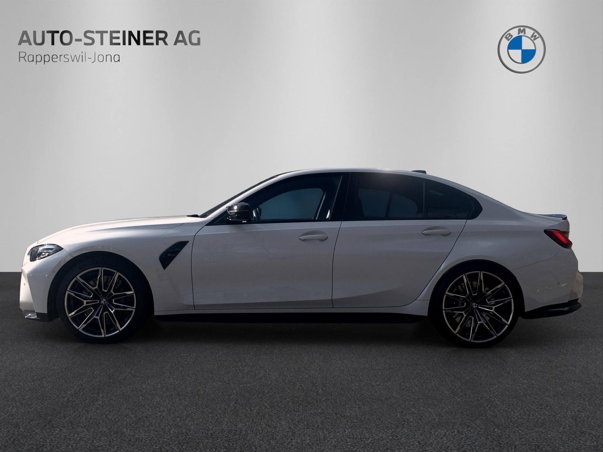 BMW M3 Competition M xDrive-showroom-element-2