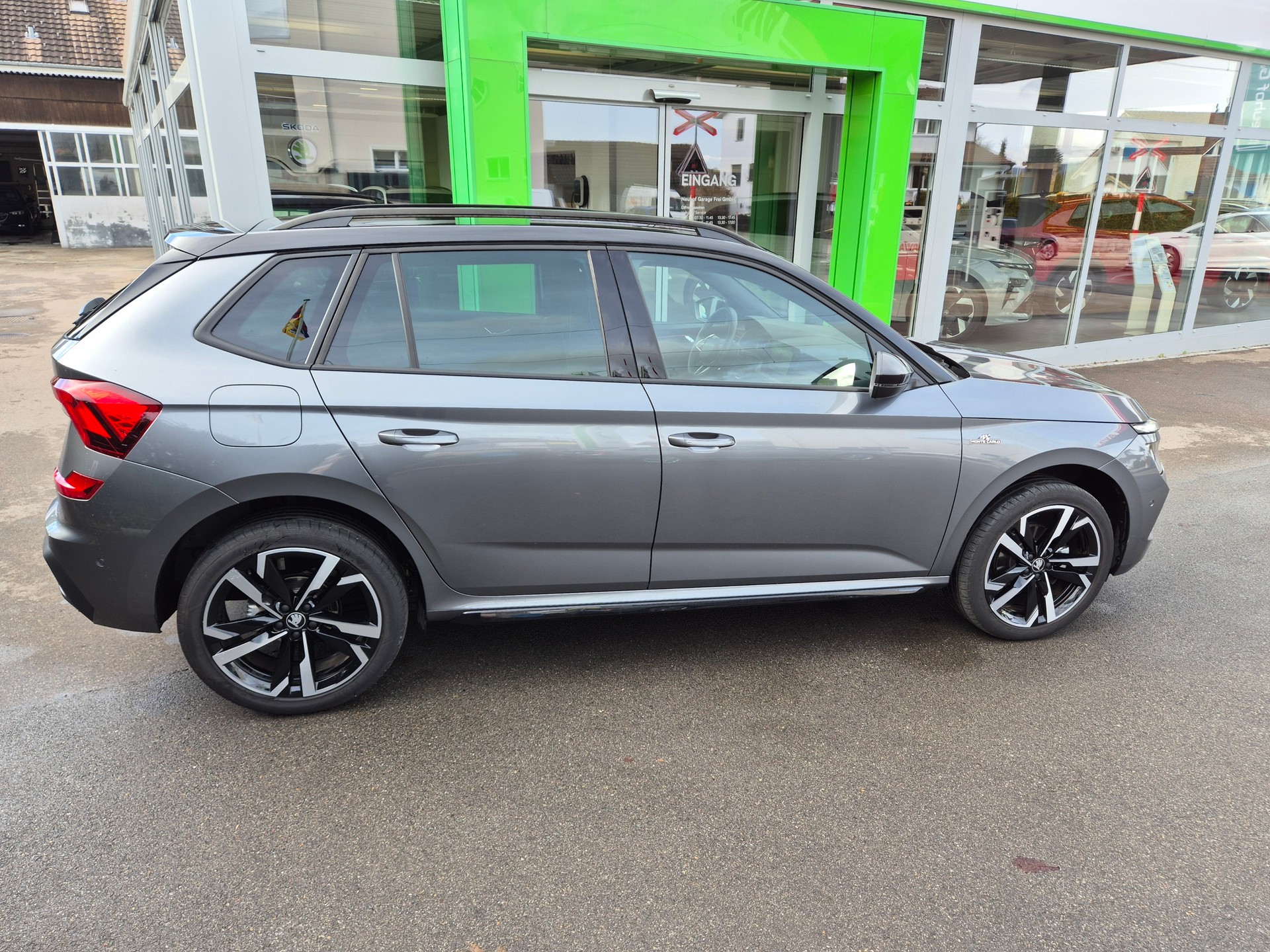 SKODA Kamiq 1.5 TSI Monte Carlo DSG-showroom-element-2