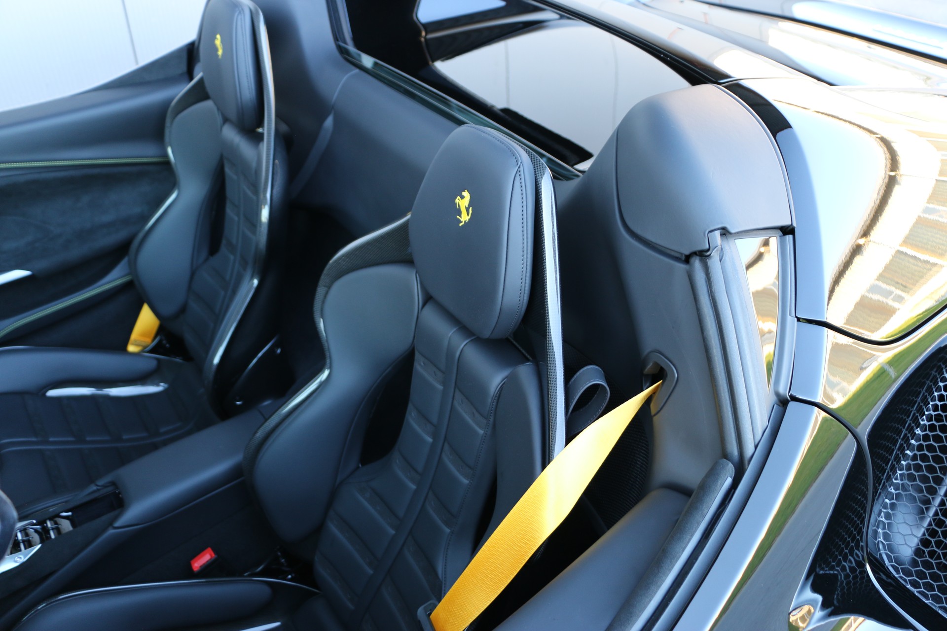 FERRARI 296 GTS Spider-image-8