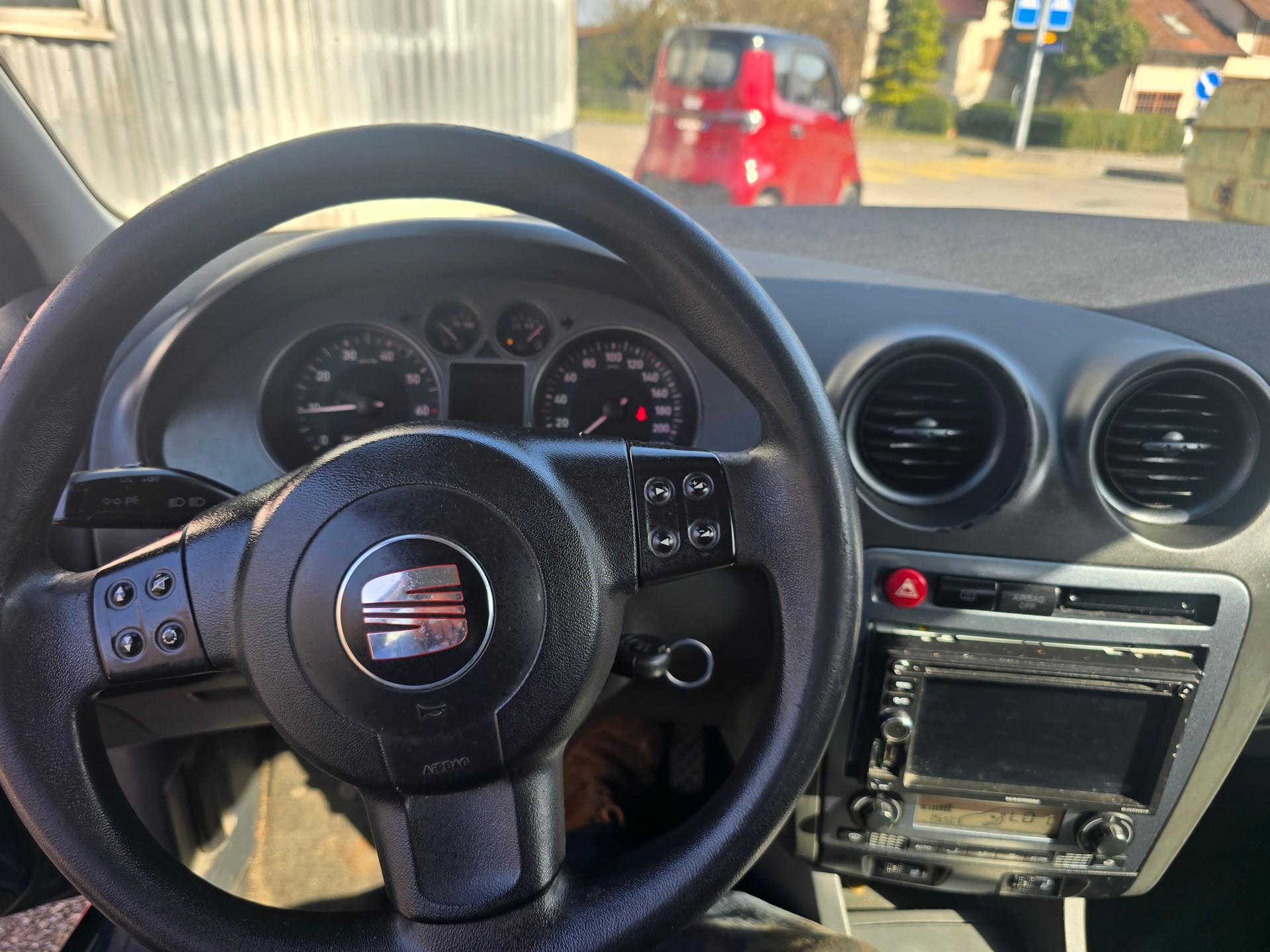 SEAT Ibiza 1.4 16V Stylance Automatic-image-6