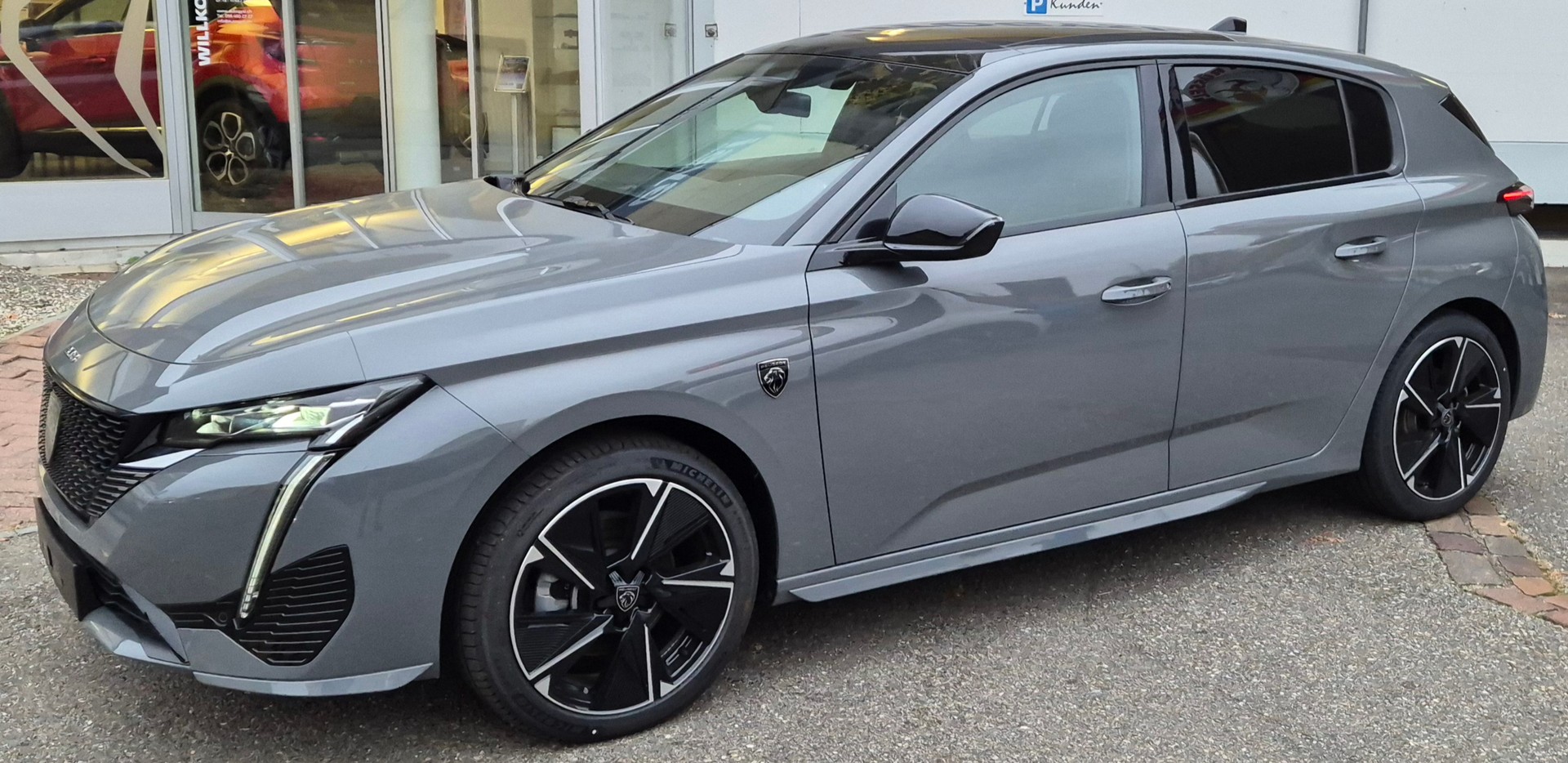 PEUGEOT 308 PHEV GT Helvetia (411)