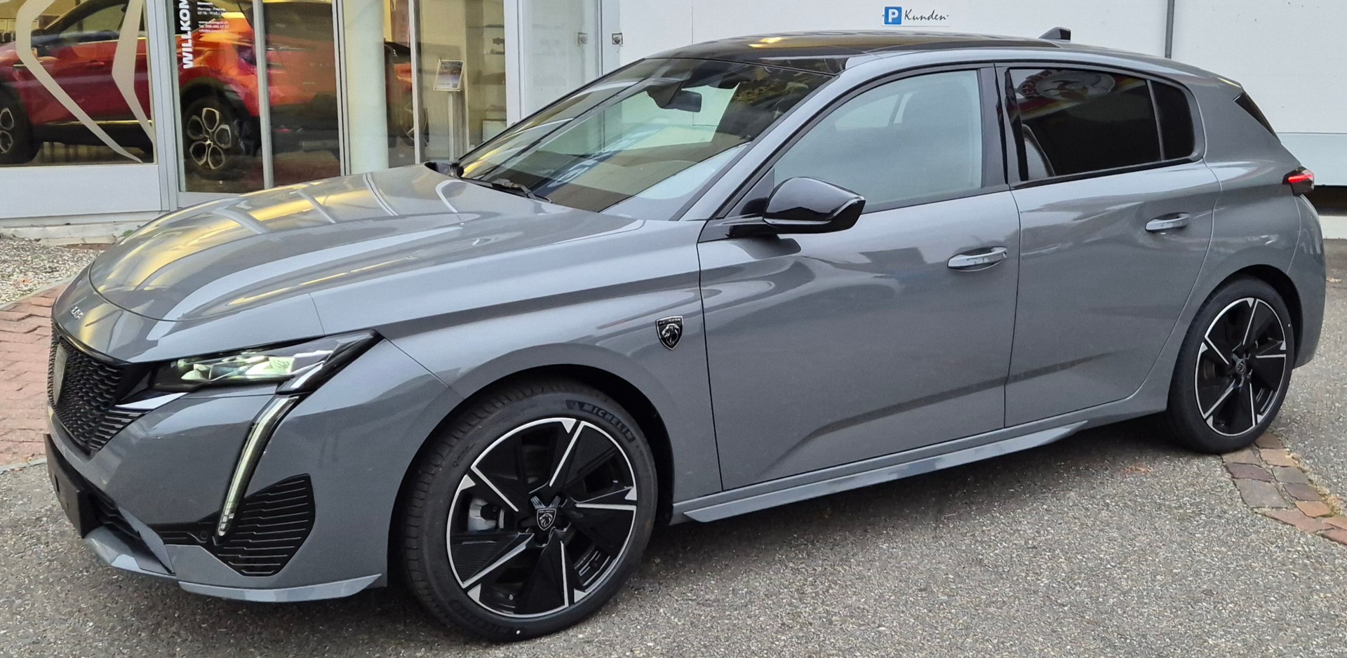 PEUGEOT 308 PHEV GT Helvetia (411)-image-1