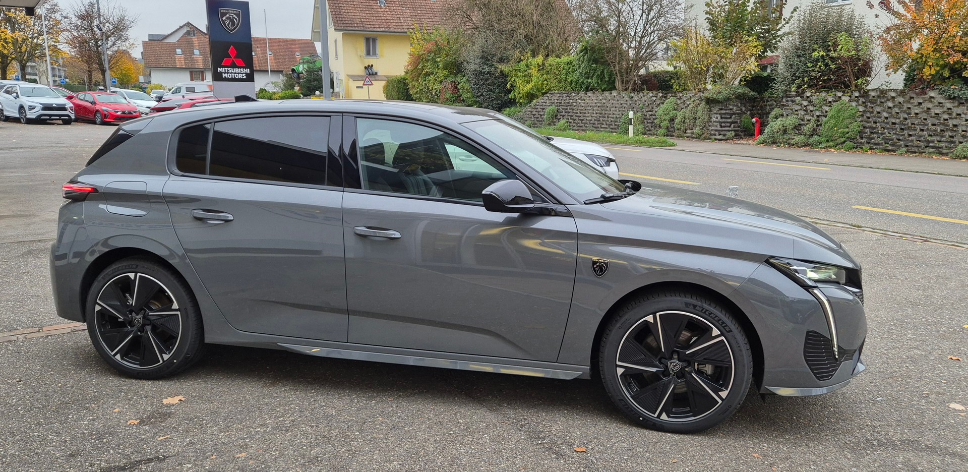 PEUGEOT 308 PHEV GT Helvetia (411)-image-5